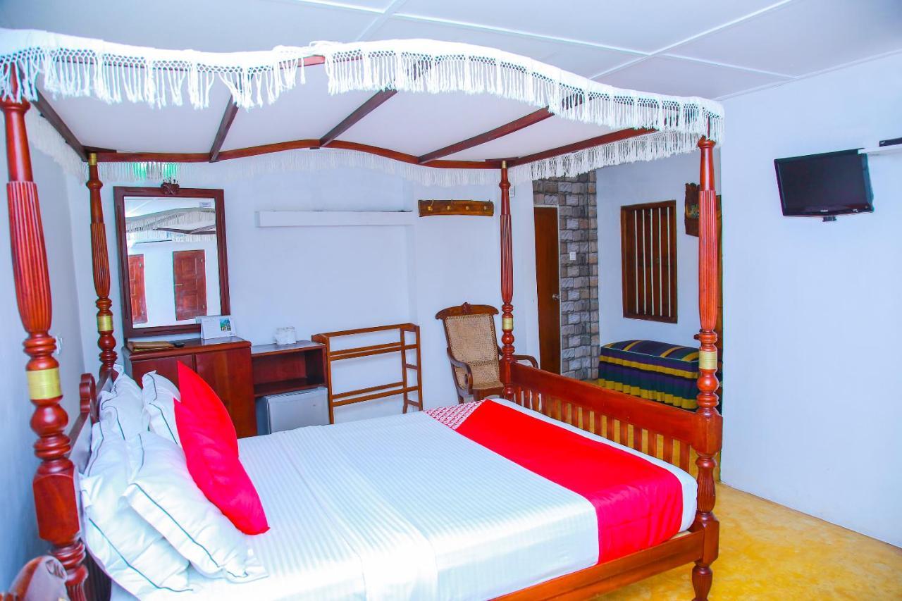 Hotel Nawathana Matara Bagian luar foto