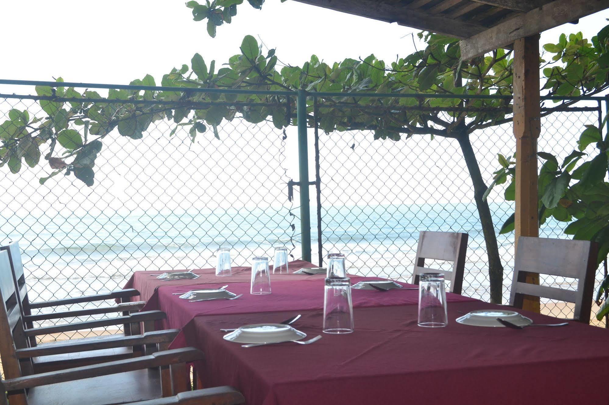 Hotel Nawathana Matara Bagian luar foto